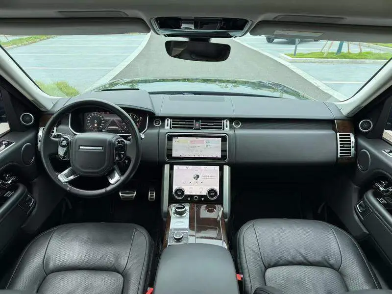 Range Rover 2022 3.0 L6 360PS Legend Edition — 6