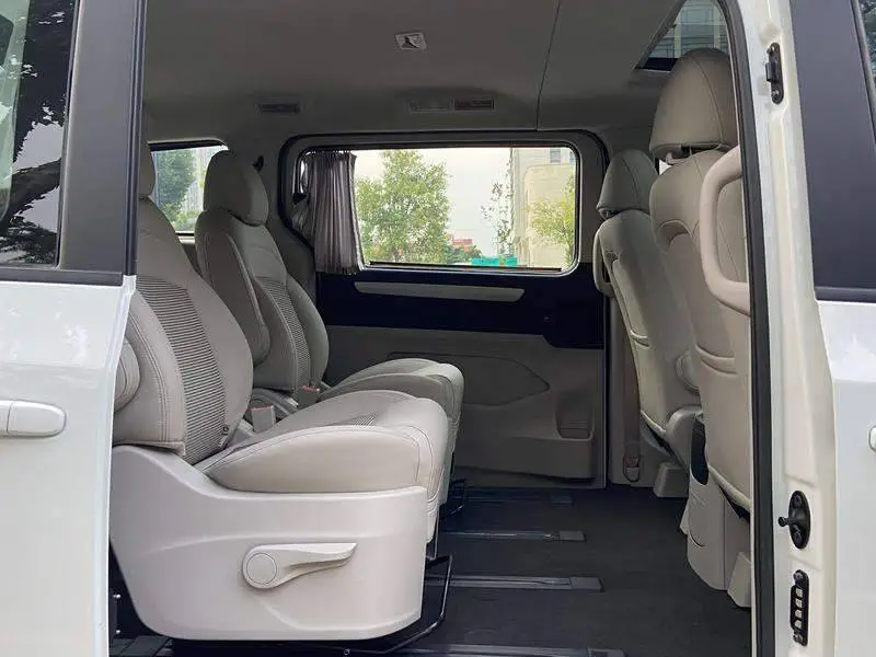 Maxus G10 2016 2.0T Automatic Luxury Edition — 16