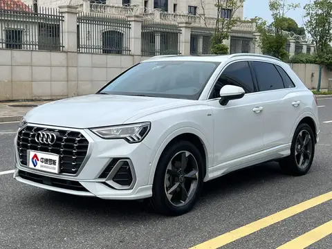 Audi Q3 2023 35 TFSI Fashion Dynamic Edition (1.4T)