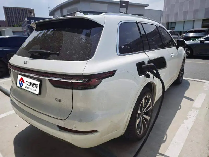 Ideal ONE 2021 Extended Range 6-seater Edition — 3