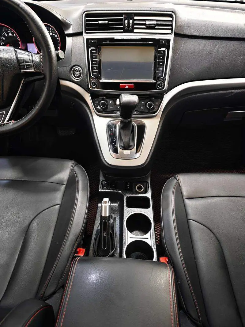 Haval H6 2017 Red Label Sports Edition 1.5T Automatic 2WD Luxury Model — 8
