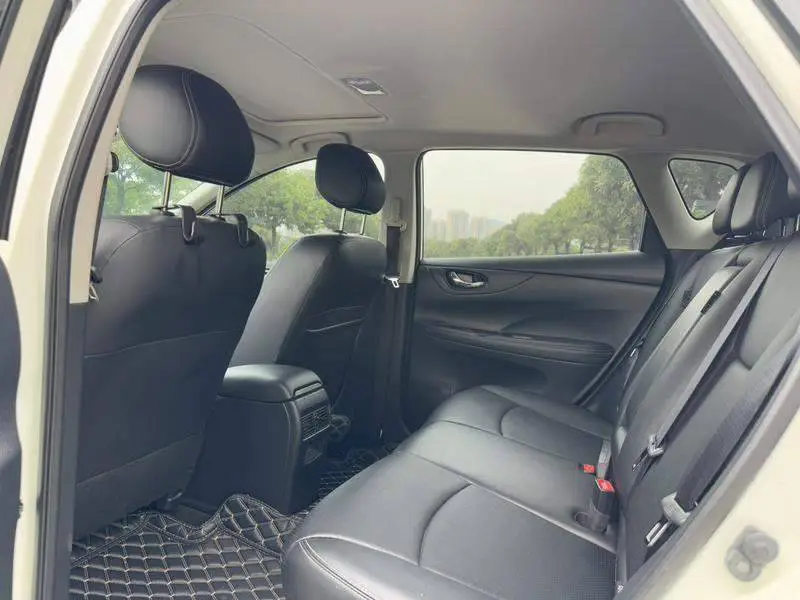 TIIDA 2021 1.6L CVT Intelligent Edition — 17