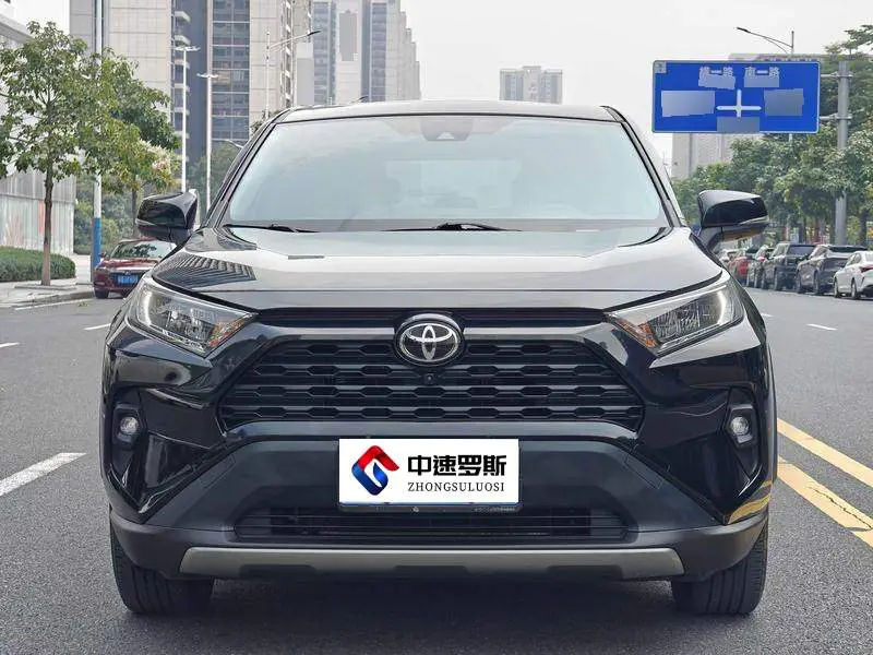 RAV4 Rongfang 2023 2.0L CVT 2WD Fashion Edition — 2