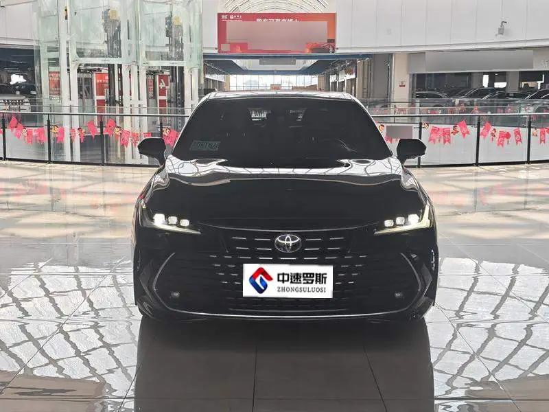 Asian Dragon 2022 Hybrid 2.5L XLE Premium Edition — 2