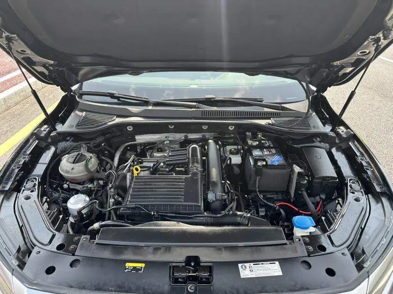 Passat 2023 280TSI Business Edition — 8