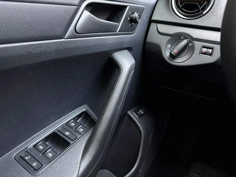 Jetta 2017 1.5L Automatic Fashion Model — 10