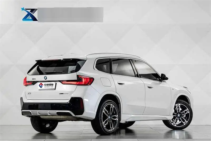 BMW X1 2023 sDrive25Li M Sport Package — 3