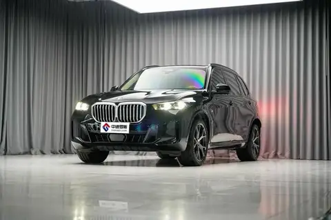 BMW X5 2023 xDrive 30Li Premium M Sport Package