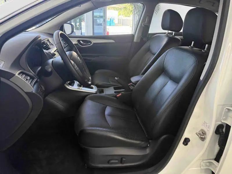 Sylphy 2014 1.6XV CVT Premium Edition — 15