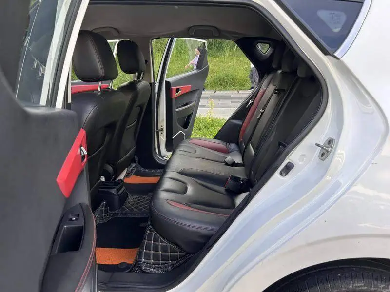 JAC iEV7S 2018 Smart Edition — 13