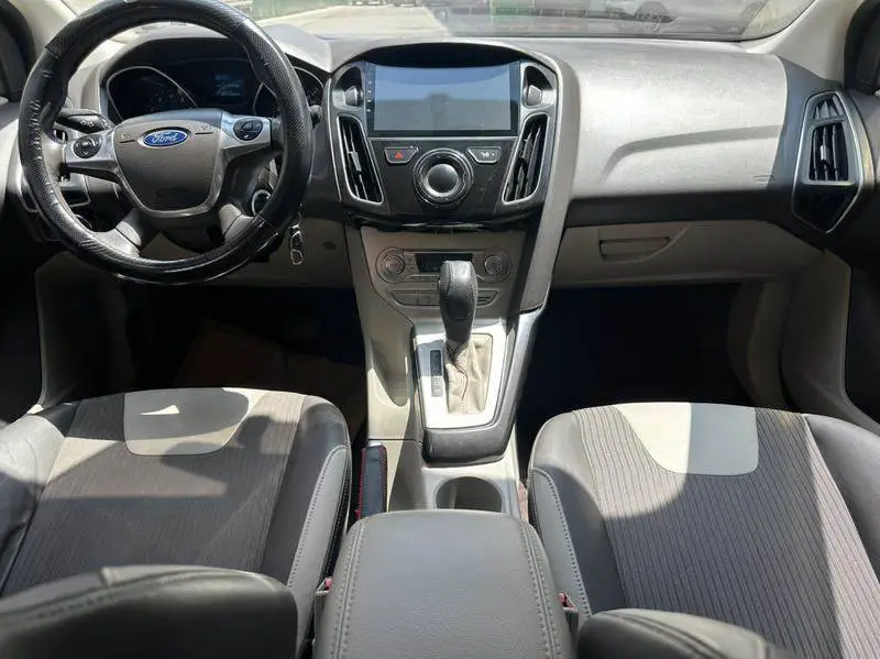 Fox 2012 Sedan 1.6L Automatic Comfort — 8