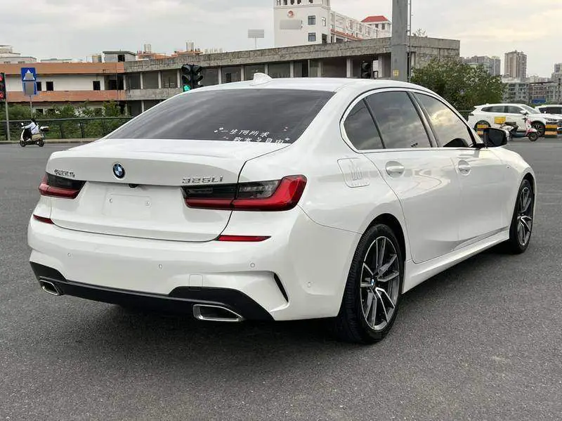 BMW 3 Series 2021 facelift 325Li M Sport Night Edition — 6