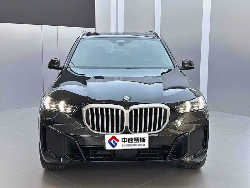 BMW X5 2023 xDrive 40Li M Sport Package — 2