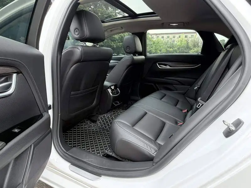Cadillac XTS 2018 28T Elite — 11