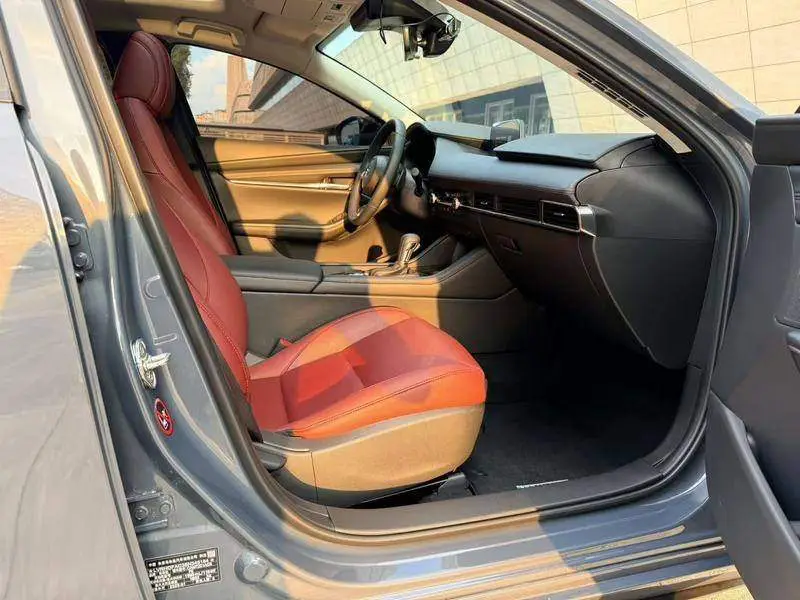 Mazda 3 Angkesaila 2023 2.0L Automatic Elegant Edition — 15