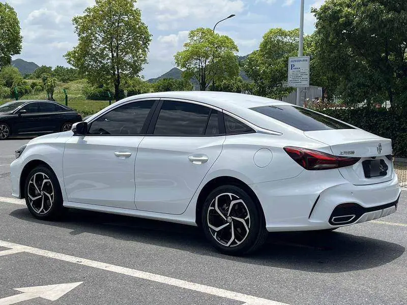 MG5 2025 300TGI Global Flagship Edition — 4