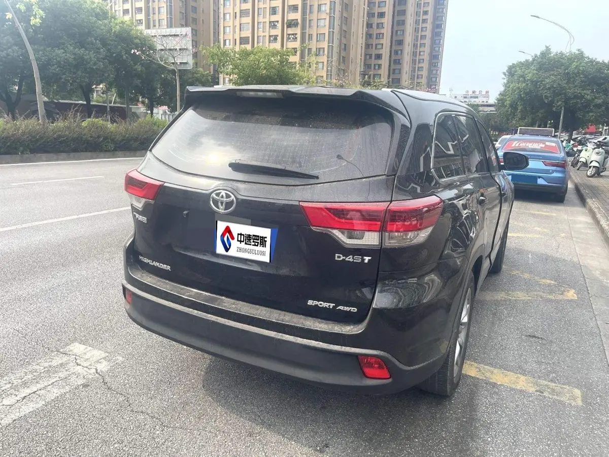 Highlander 2021 2.0T 4WD Luxury Edition 7 Seaters — 3