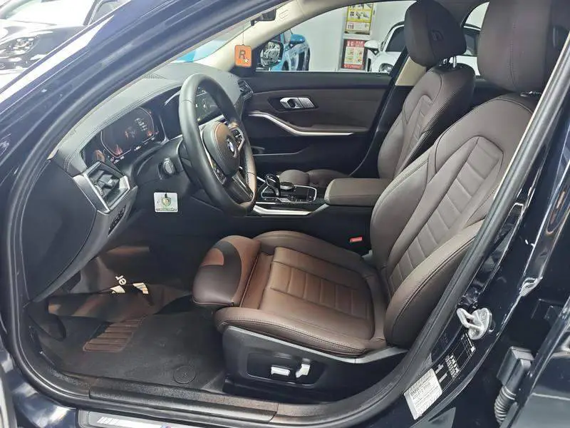 BMW 3 Series 2021 facelift 325Li M Sport Night Edition — 18