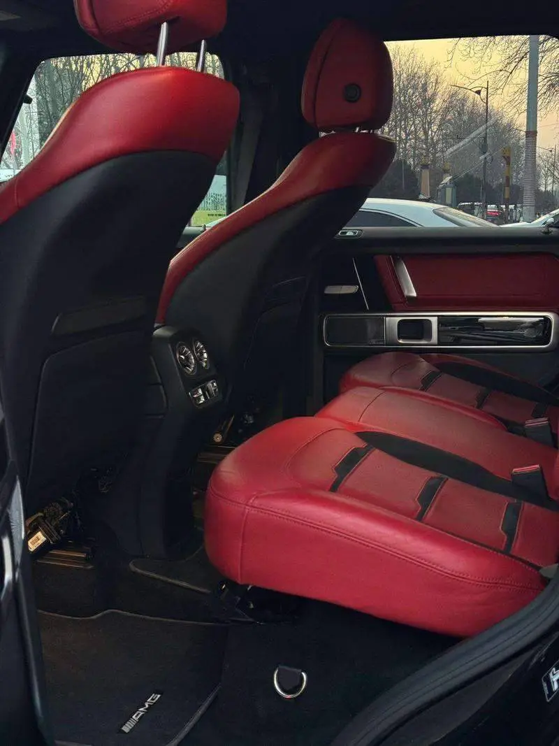 Mercedes-Benz G-Class AMG 2020 AMG G 63 — 8