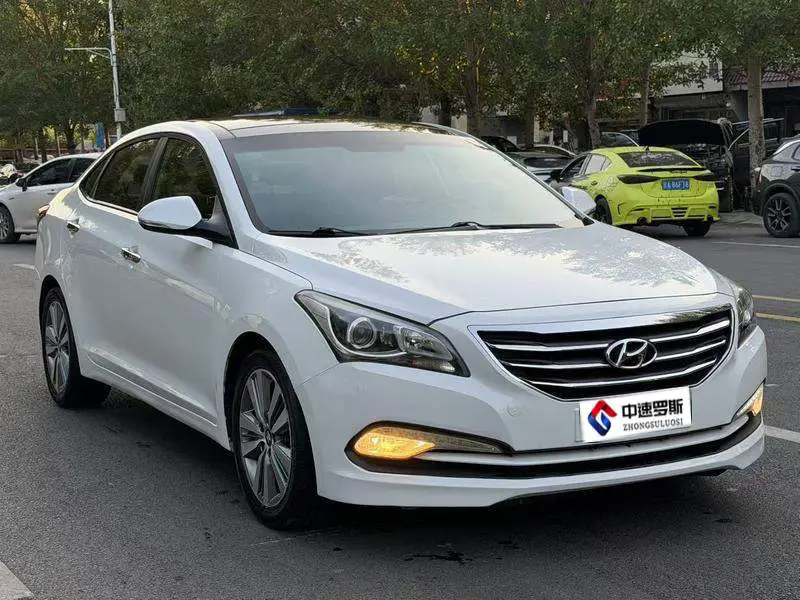 Name map 2014 1.8L Automatic Premium DLX — 3