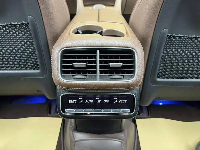 Mercedes-Benz GLE 2024 GLE 450 4MATIC Fashion Edition — 17