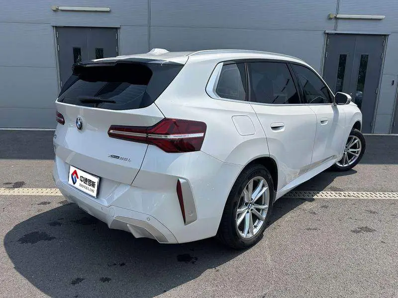 BMW X3 2025 xDrive25L Luxury Package — 5