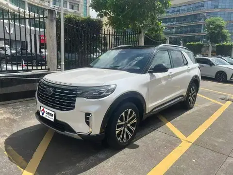 Explorer 2024 2.3T EcoBoost 4WD Titanium Edition 6 Seaters
