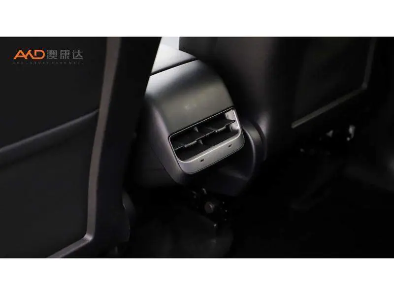 Model Y 2024 rear-wheel drive version — 5