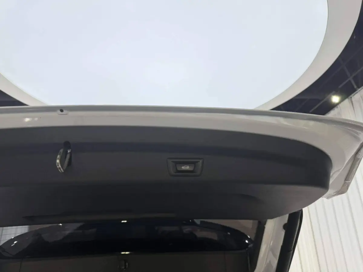 BMW X1 2023 sDrive20Li X Design Package — 14