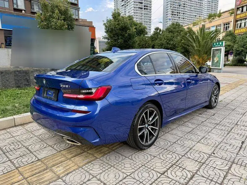 BMW 3 Series 2020 facelifted 325i M Sport package — 6