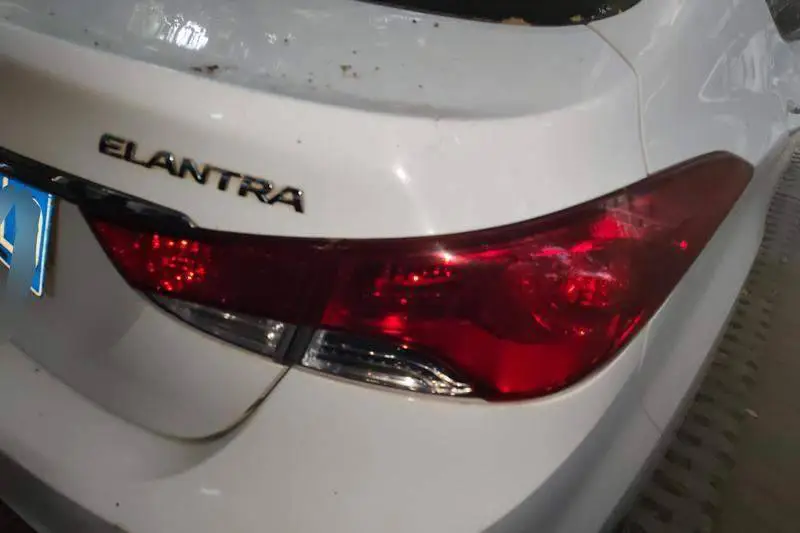 Elantra 2015 1.6L Automatic Fashion Model — 12