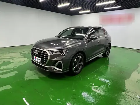 Audi Q3 2022 35 TFSI Stylish and Dynamic