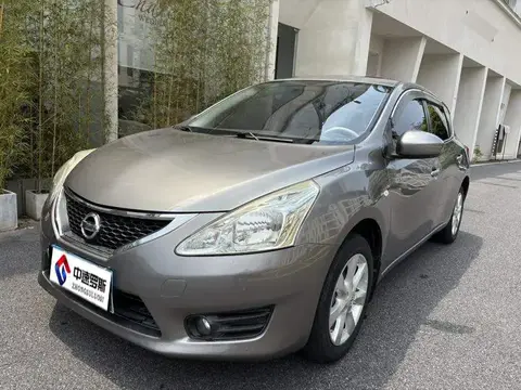 TIIDA 2014 1.6L CVT Intelligent Model