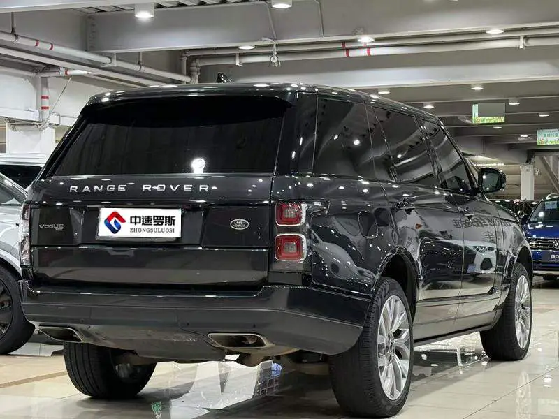 Range Rover 2021 3.0 L6 Classic Edition — 7