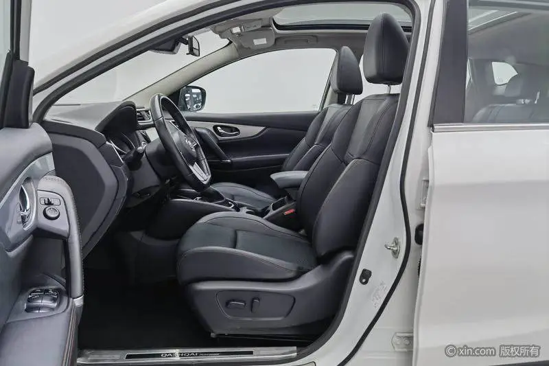 Qashqai 2019 2.0L CVT Deluxe Edition — 17