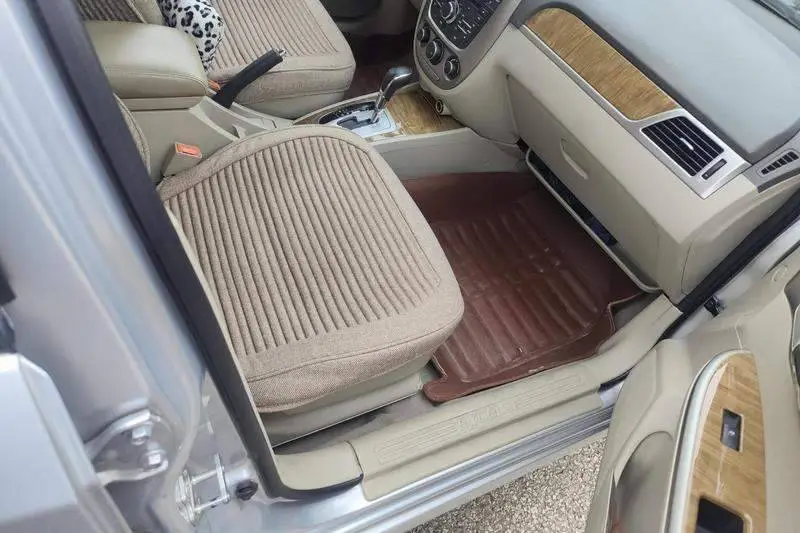 Excelle 2015 1.5L Automatic Classic — 9