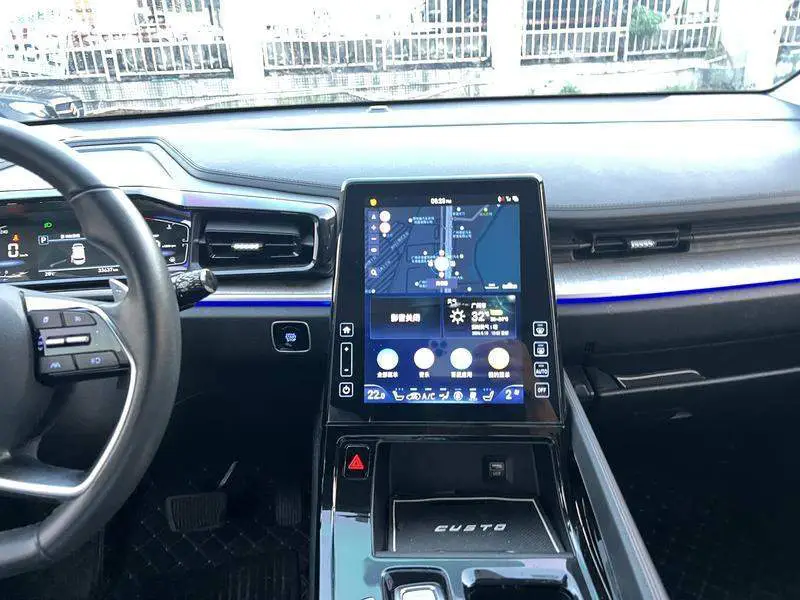 Kustu 2021 380TGDi LUX Premium — 7
