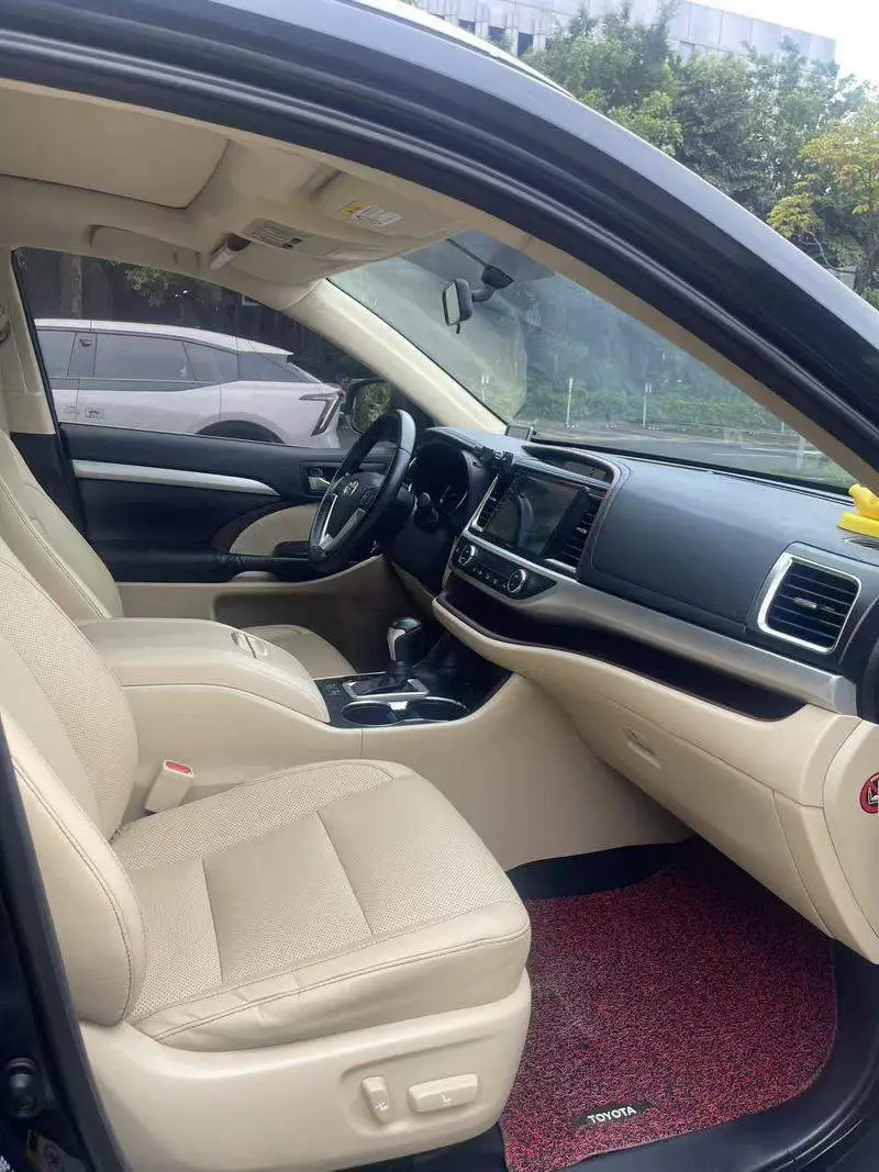 Highlander 2015 2.0T 4WD Luxury Edition 7 Seaters — 6