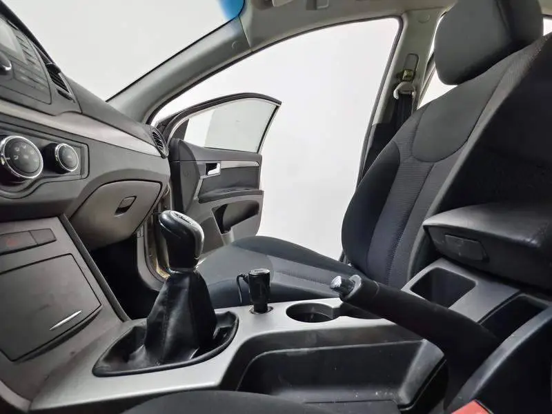 Roewe 350 2013 350S 1.5L Manual Centaur Edition — 11