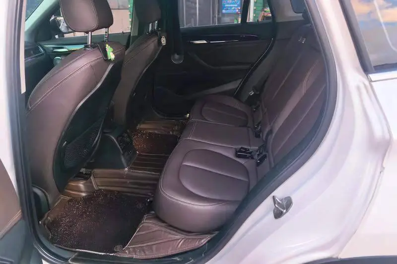 BMW X1 2021 sDrive20Li Premium Edition — 16
