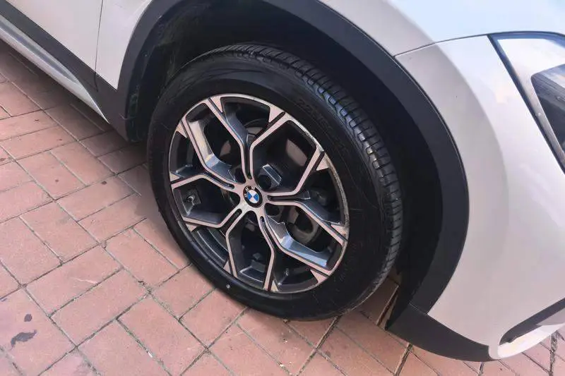 BMW X1 2021 sDrive20Li Premium Edition — 7