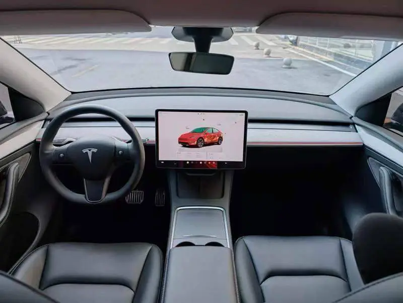 Model Y 2024 rear-wheel drive version — 9