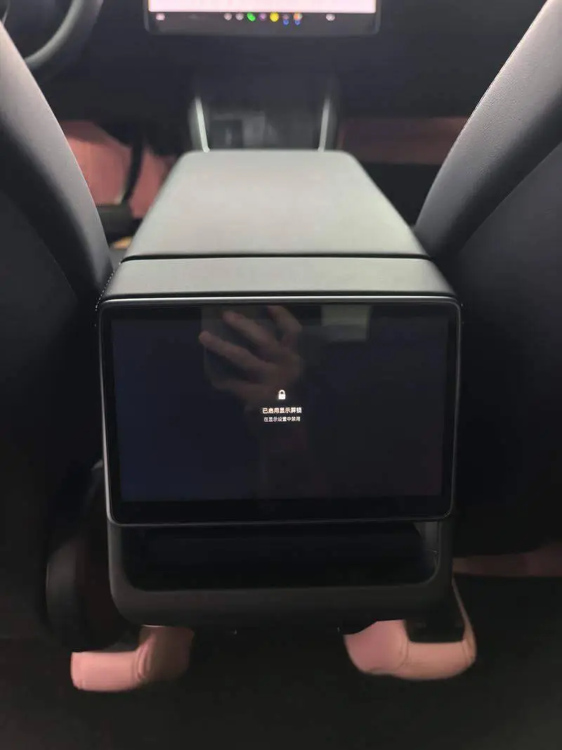 Model Y 2025 rear-wheel drive version — 7
