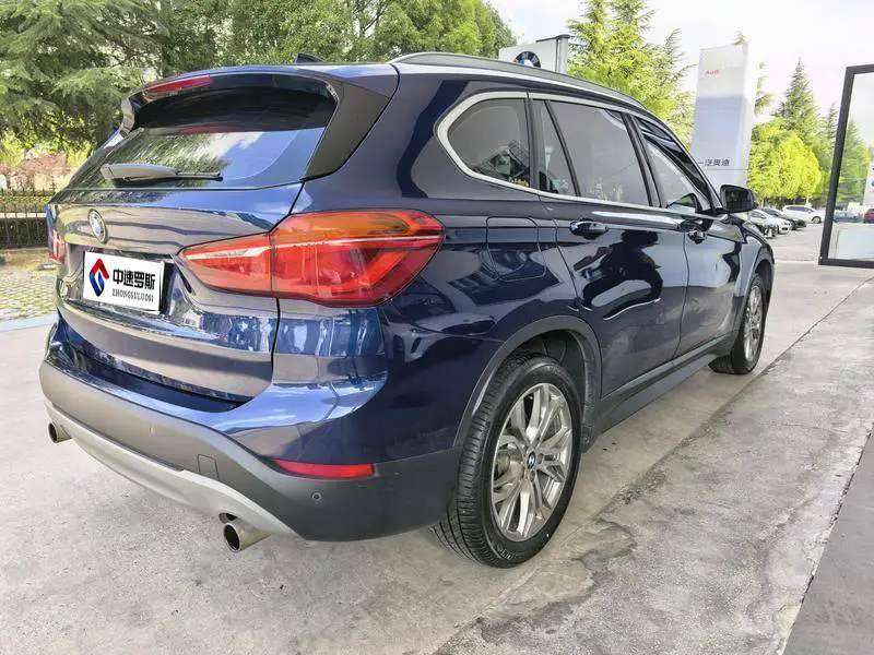 BMW X1 2019 sDrive20Li Leading Edition — 4