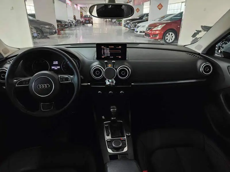 Audi A3 2015 Limousine 35 TFSI Millionth Anniversary Comfort Edition — 7