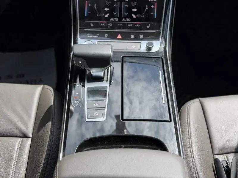 Audi A8 2018 A8L 55 TFSI quattro Elite Edition — 16