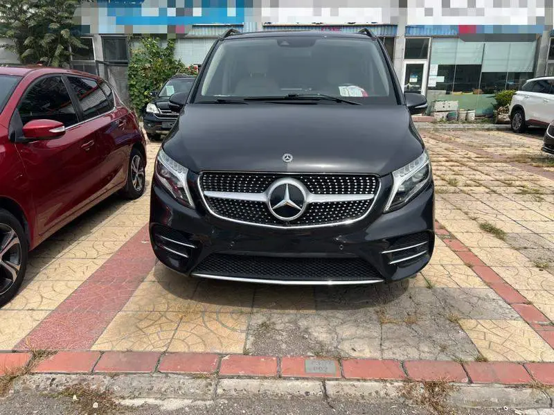 Mercedes-Benz V-Class 2020 V 260 L Long Wheelbase Luxury Edition — 2