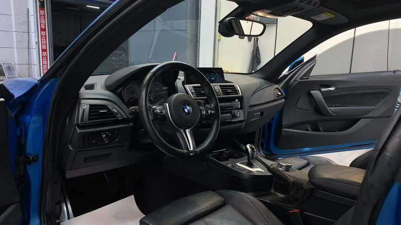 BMW M2 2016 M2 — 15