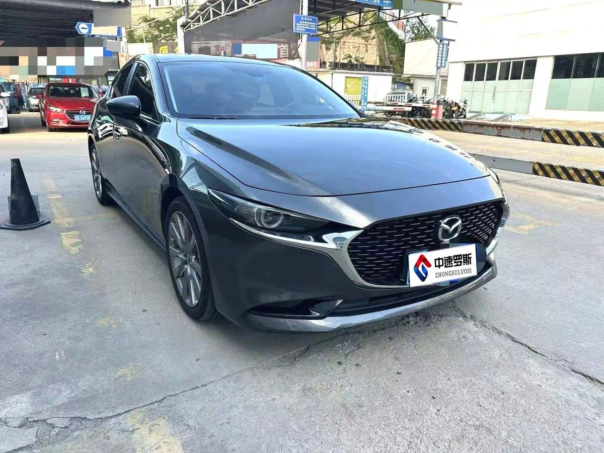 Mazda 3 Angkesaila 2022 2.0L Automatic Quality Edition — 3