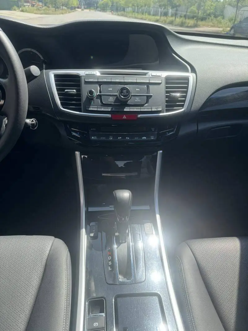 Accord 2016 2.0L Elite Edition — 10